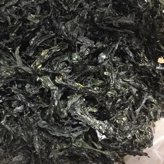 Rong biển thiên nhiên nấu canh hoặc cháy tỏi