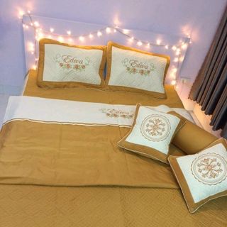 Bộ sattin thêu 1m6