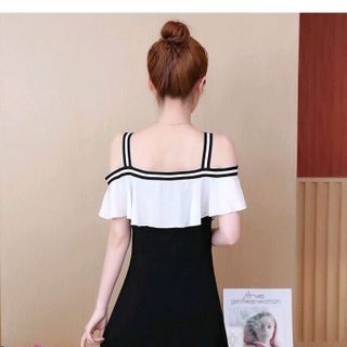 ĐẦM SUÔNG KHOÉT VAI