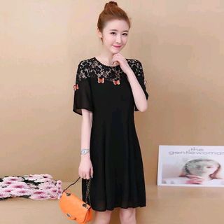 ĐẦM XOÈ PHỐI REN ĐÍNH BƯỚM