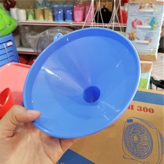 Phễu to Việt Nhật