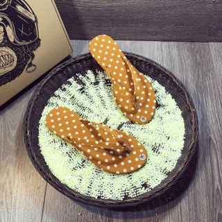 dép kẹp chấm bi xinh