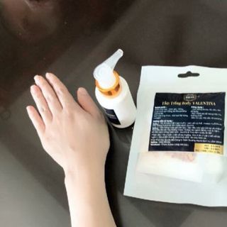COMBO TẮM TRẮNG KEMBODY VALENTINS