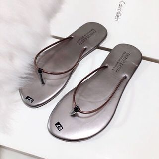 dép kẹp nhũ