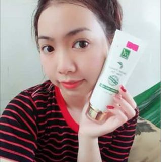 sữa rửa mặt trà xanh