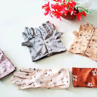 Bao tay hoa văn cắt 2 ngón