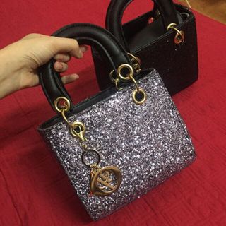 Túi xách hộp size 18