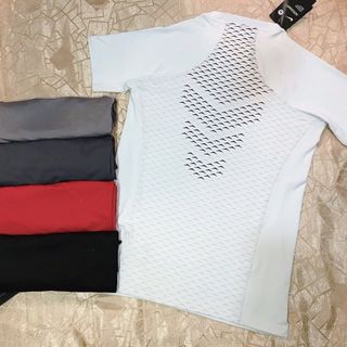 Áo thể thao nam họa tiết in lưng