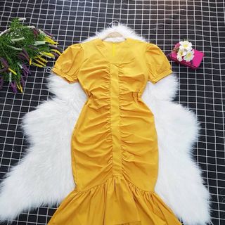 Đầm body nhún bèo lai nữ tính Chất liệu vải cotton thái cáo cấp