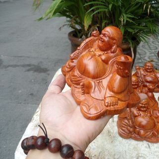 Tượng Phật Di Lặc để ô tô gỗ hương - T09h