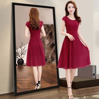 Đầm Voan Xòe Đỏ Tay Búp