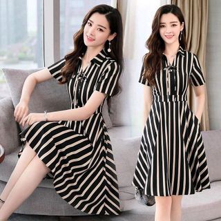 ĐẦM XOÈ SỌC THẮT DÂY MẮC CÁO
