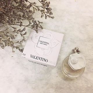 Nước hoa Valentino