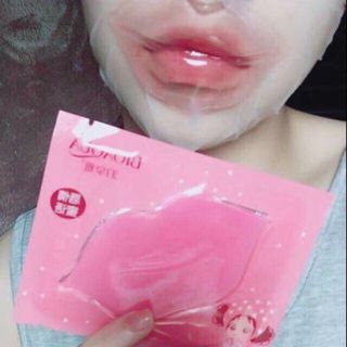 mask môi