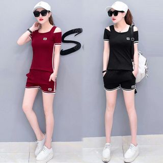 CTKM Sale DG 89k - Set bộ đùi đen rớt vai phối viên logo thêu