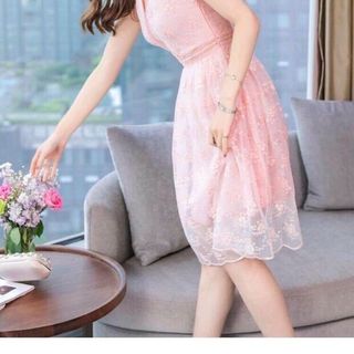ĐẦM REN THÊU NỔI