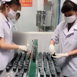 GEL HÚT MỤN THAN TRE HOẠT TÍNH