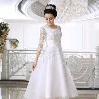 ĐẦM CÔNG CHÚA TAY LỠ ĐÍNH REN HOA NỔI