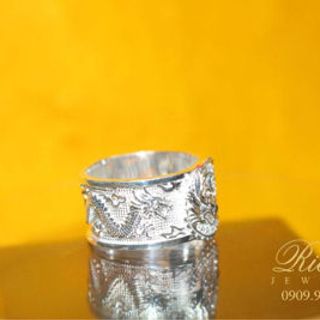 Nhẫn bạc nam khắc rồng
