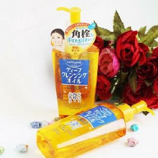 Dầu tẩy trang Kose