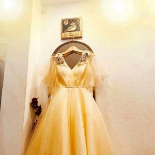 ĐẦM XÒE KIM TUYẾN TAY LOE HOA ĐÁ