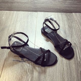 giày sandal quai mảnh