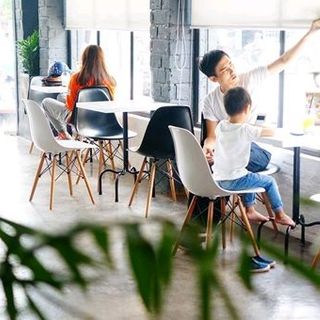Ghế eames