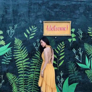 Đầm cúp bèo vàng đuôi tôm quảng châu