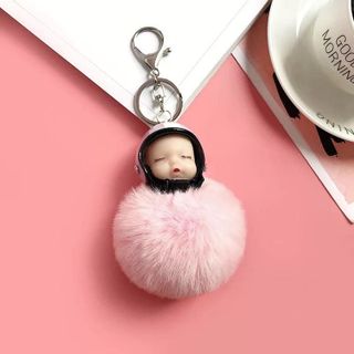 Móc khoá em bé đội nón bh