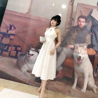 ĐẦM XÒE CỔ YẾM CỰC SANG