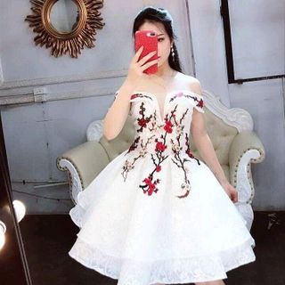 ĐẦM XÒE PHỒNG HOA ĐÀO