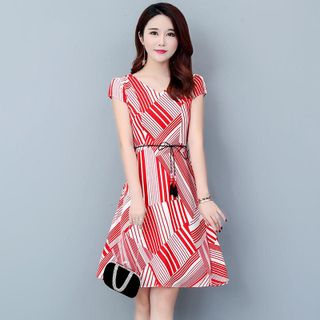 Đầm Xòe Phối Màu Đen Họa Tiết
