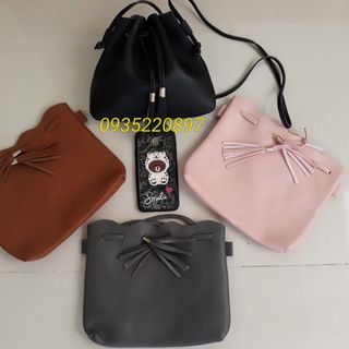 Túi đeo nhỏ xinh tiện dụng
