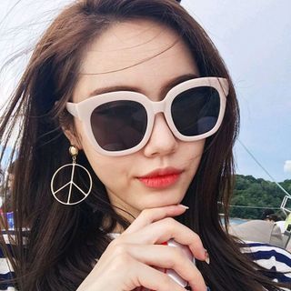kính nam nữ xinh
