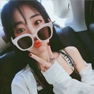 kính nam nữ xinh