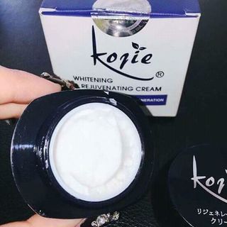 Kem tái tạo da Kojie Nhật