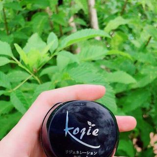 Kem tái tạo da Kojie Nhật