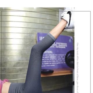 Quần tập lửng ôm bụng