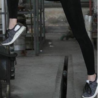 Quần tập Gym lưng thun cao