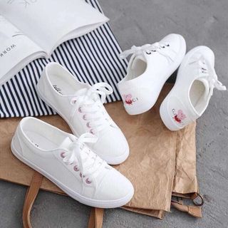 giày thể thao con heo