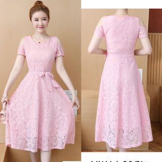 Đầm ren xòe màu da hở vai phối dây phụ kiện
