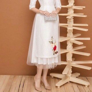 SET ÁO DÀI LỤA  THÊU HOA TAY PHỐI LƯỚI KÈM CHÂN VÁY1