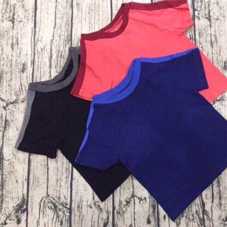 Áo crop viền vai