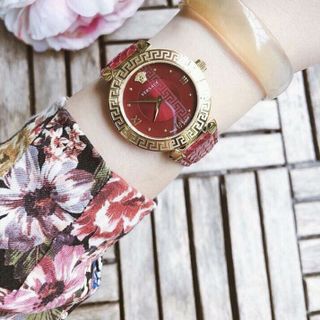 Đồng hồ Versacee like auth hàng siêu cấp cực sang chảnh