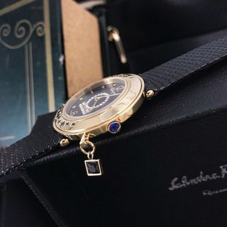 Đồng hồ Salvaltore Ferragamo blackwhitered leader strap
