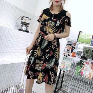 ĐẦM XÒE HỞ VAI BÈO NGỰC HOẠ TIẾT LÁ