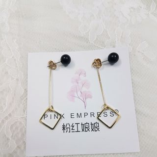 hoa tai thiết kế 5