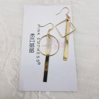 hoa tai thiết kế 3