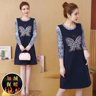 ĐẦM SUÔNG THÊU BƯỚM