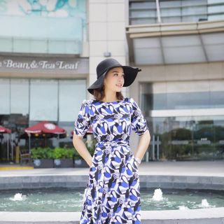 ĐẦM HỌA TIẾT XANH CỘT NƠ TAY BO